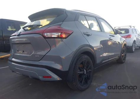 2021 Nissan Kicks Sr Xtronic Cvt z USA, uszkodzony, nr VIN 3N1CP5DV1ML509277